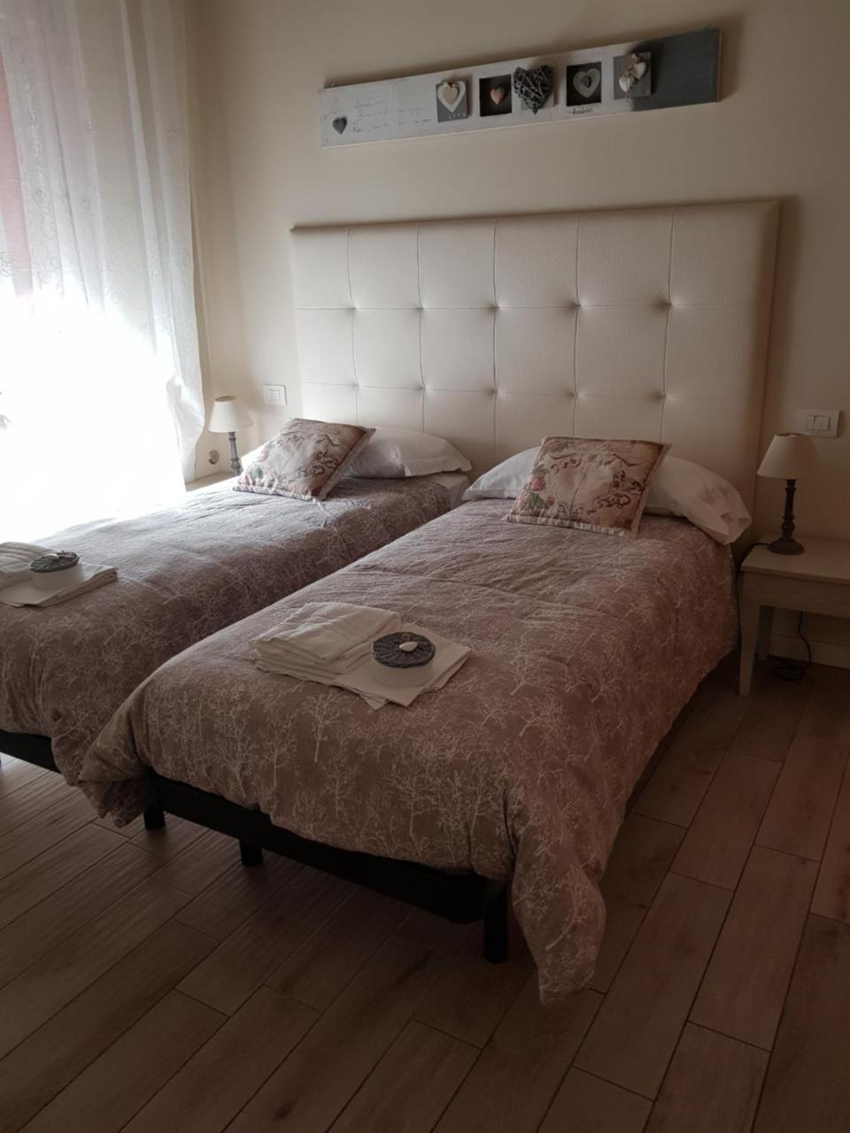 Luna City Ravenna Ruang foto